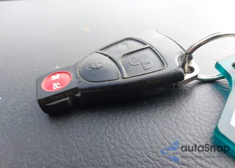 2005 Mercedes-Benz C 320 Luxury 4Matic from USA, damaged, VIN WDBRF84J85F654531